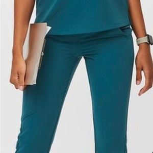 Zamora™ Jogger Scrub Pants Size Medium Petite